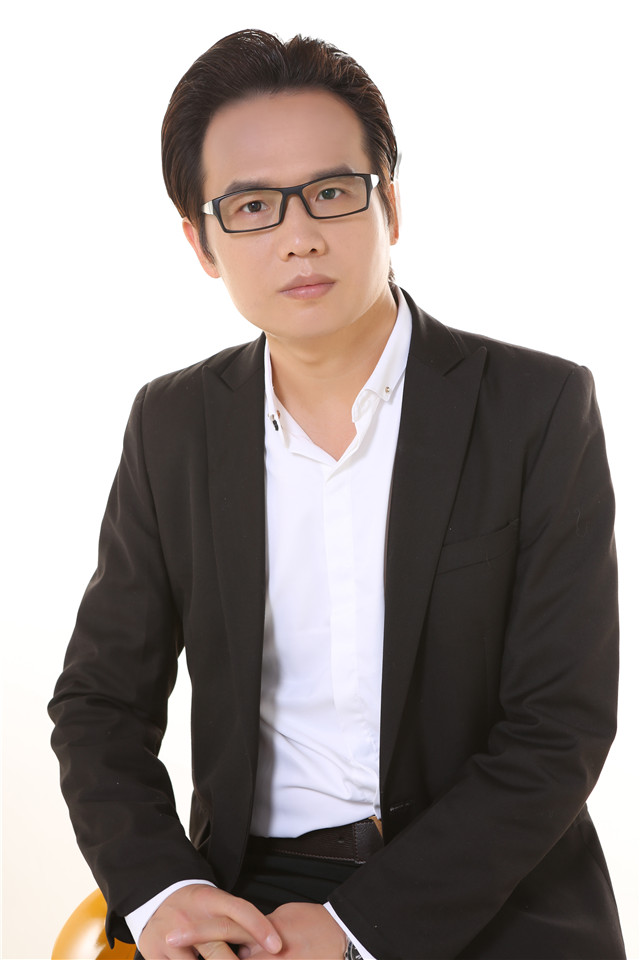 深圳超時尚培訓學校董事長王春亮